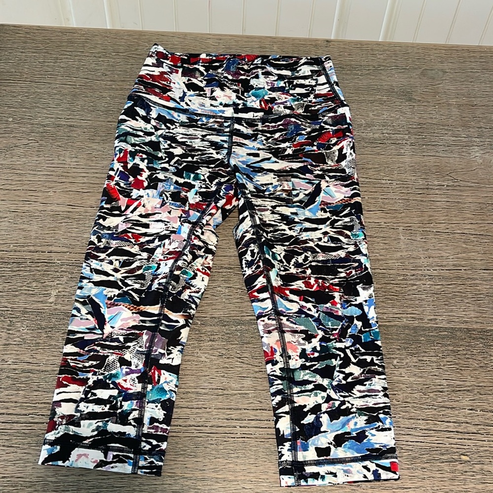 Lululemon Break Free Tight Culture Clash Starlight cropped‎ leggings - Picture 5 of 6